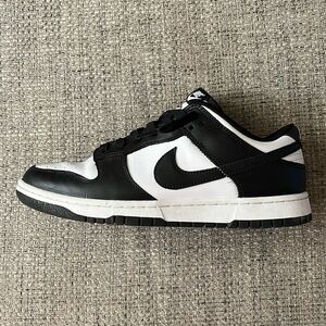Nike Panda Dunks